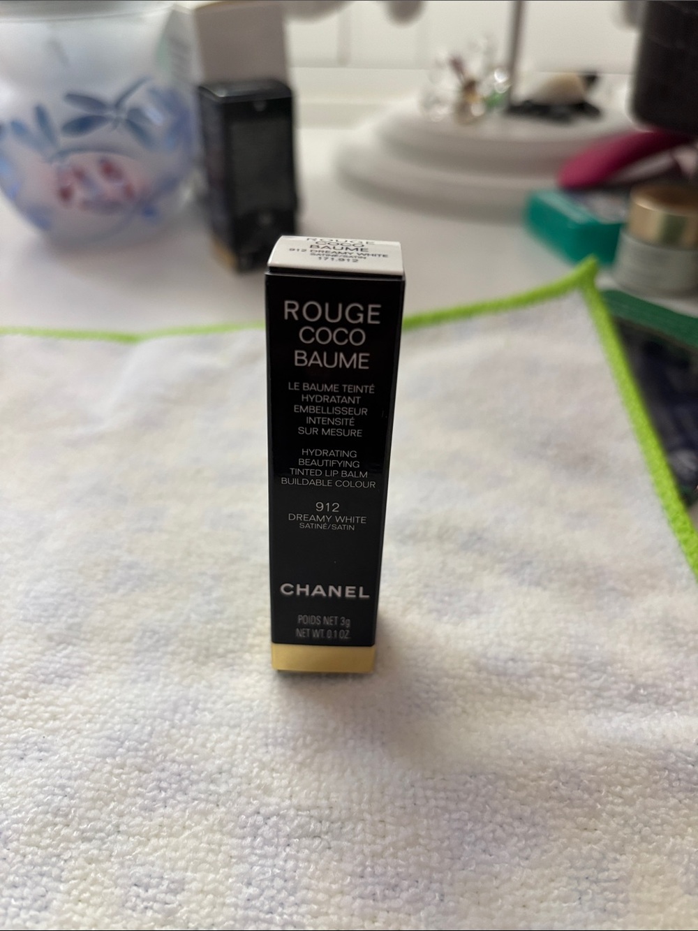 New CHANEL Rouge Coco Baume Hydrating Tinted Lip Balm — Dreamy White (912)